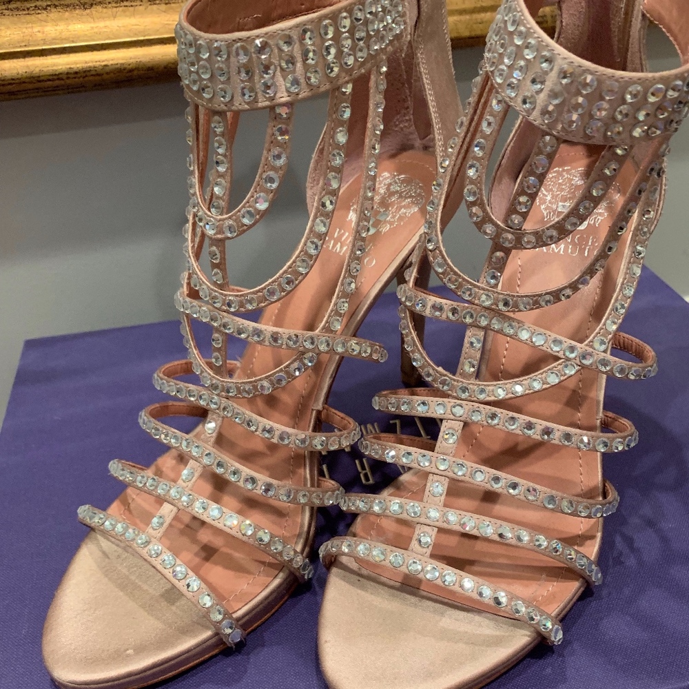 Vince Camuto Light Pink Satin Crystal Heel Size 10